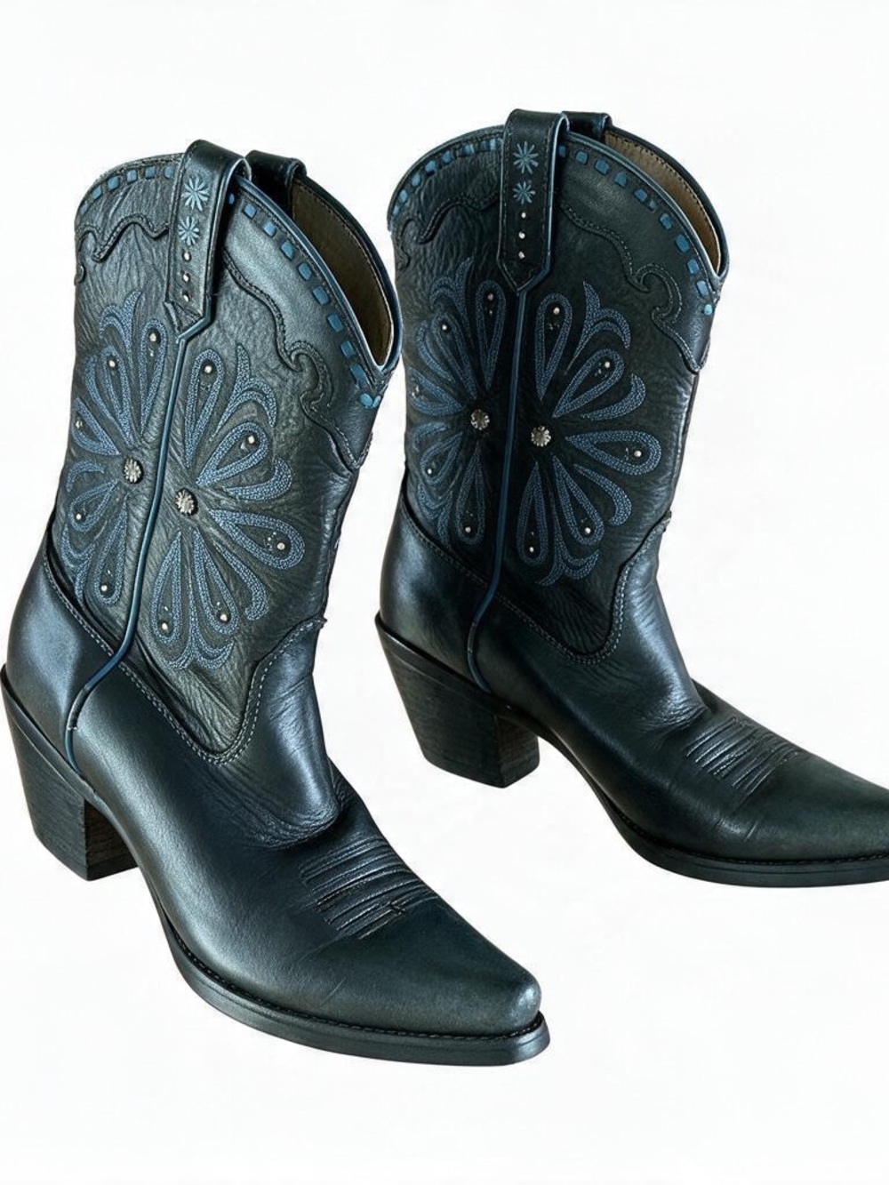 Vintage Women's Ariat Heritage Stud Black Embroidered Western Boot
